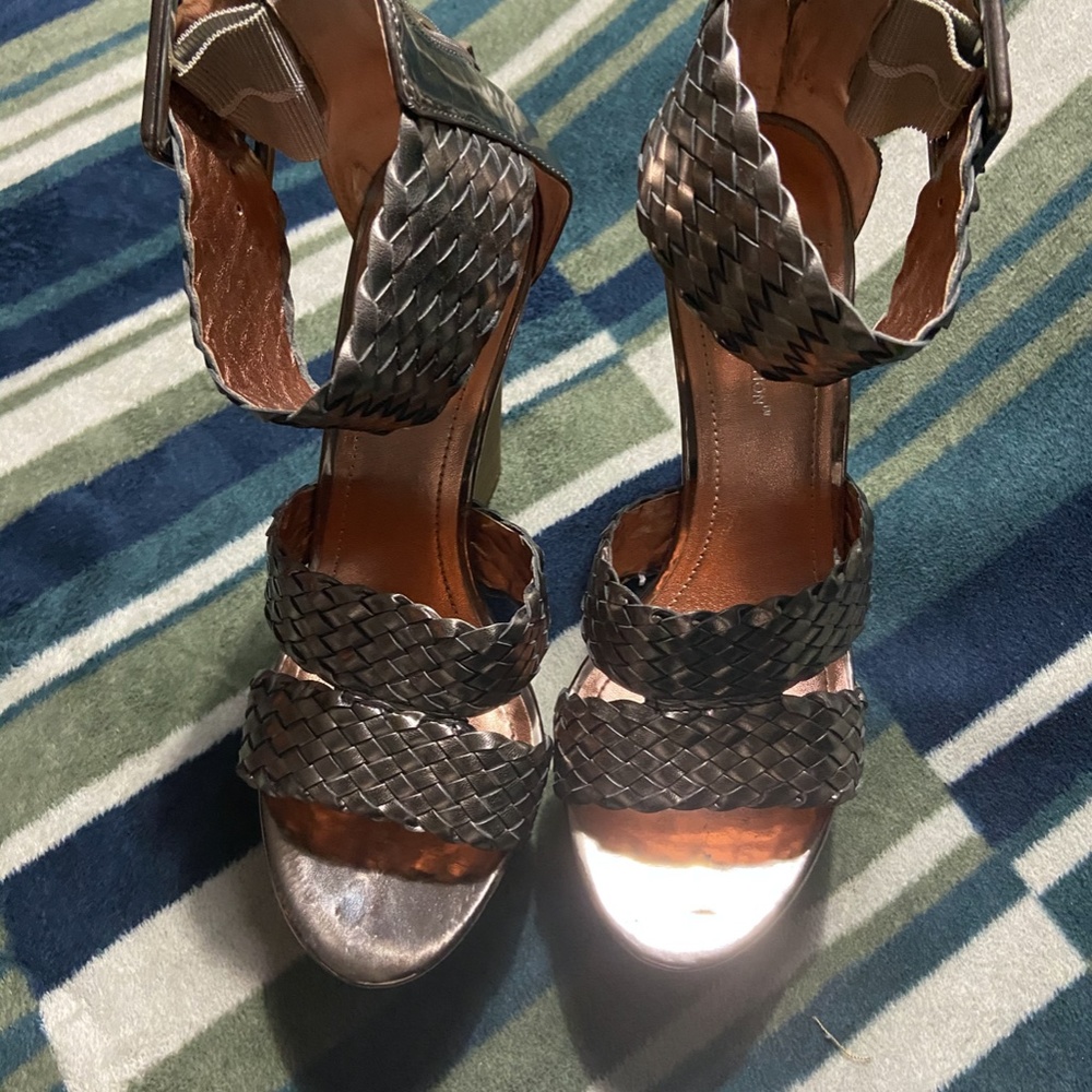 Metallic Wedges - Picture 2 of 5